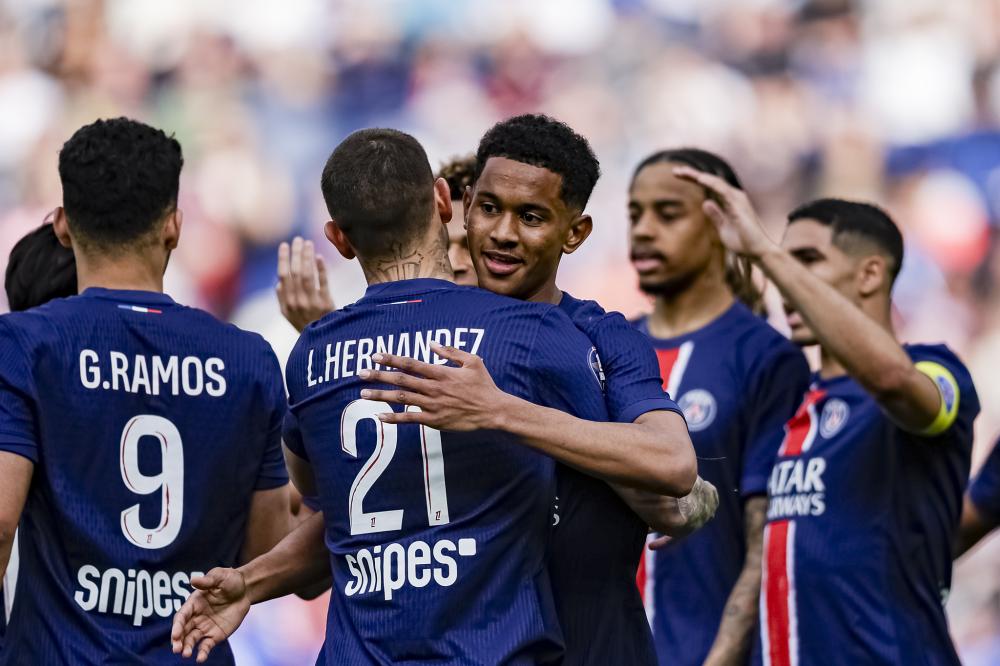 承担起更多 承担起更多